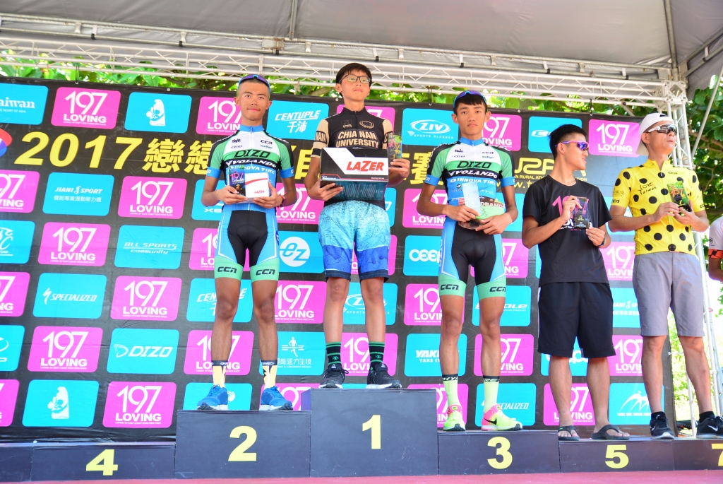 市民競賽M15組 第二名 陳緯哲 第三名 江哲志